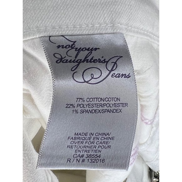 Not your daughters jeans size 0 white lift and tuck technology Five pockets flaw - Picture 11 of 13
